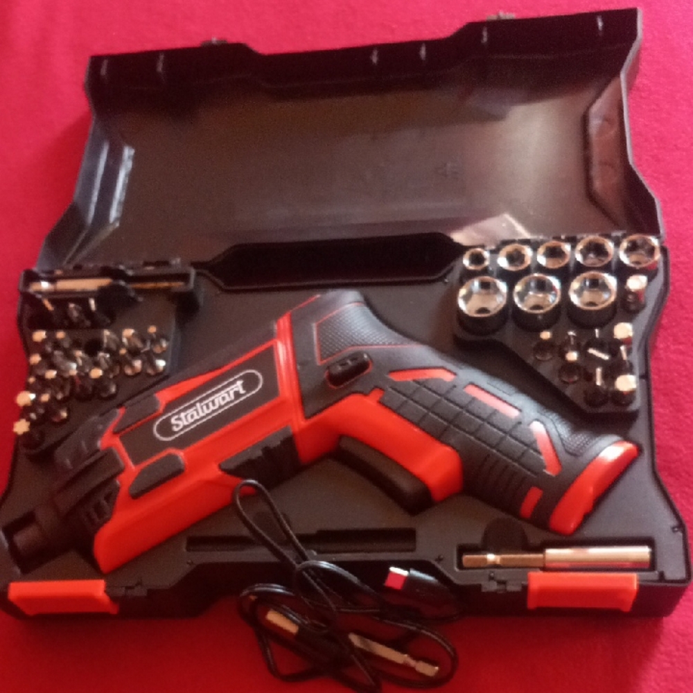 Red and Black Cordless Screwdriver Set